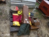 PALLET W TRUCK ACCESSORIES ROLL OF CABLE