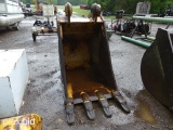 CAT 324D EXCAVATOR BUCKET