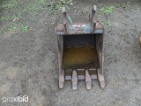 EXCAVATOR BUCKET