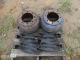 PALLET W/BIG TRUCK HUBS & BRACKETS