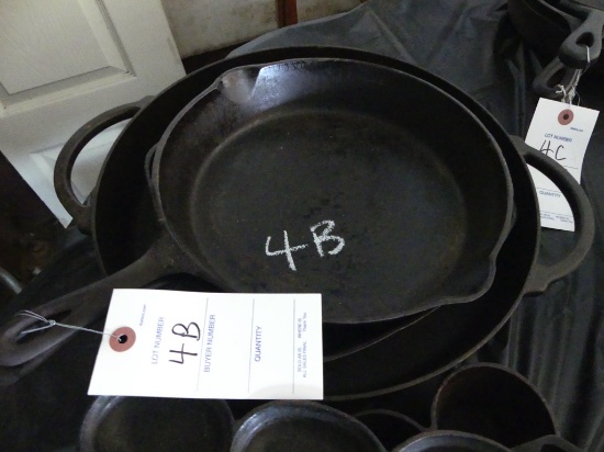 CAST IRON SKILLETS