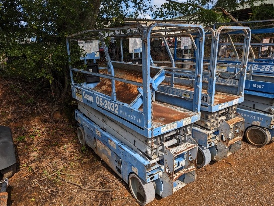 GENIE GS-2032 MANLIFT