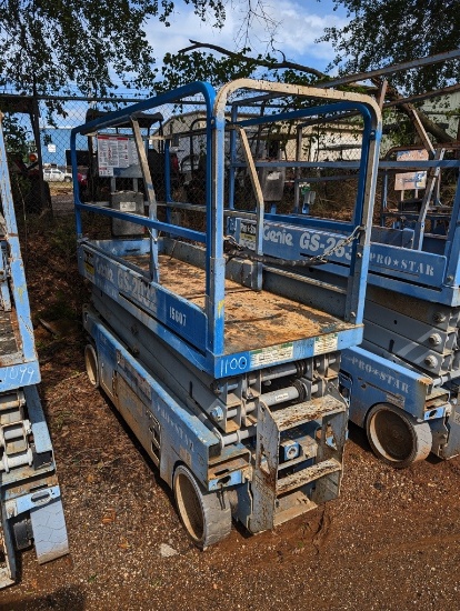 GENIE GS-2032 MANLIFT