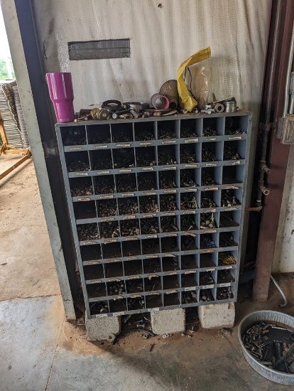 BOLT BEND W/BOLTS & MISC