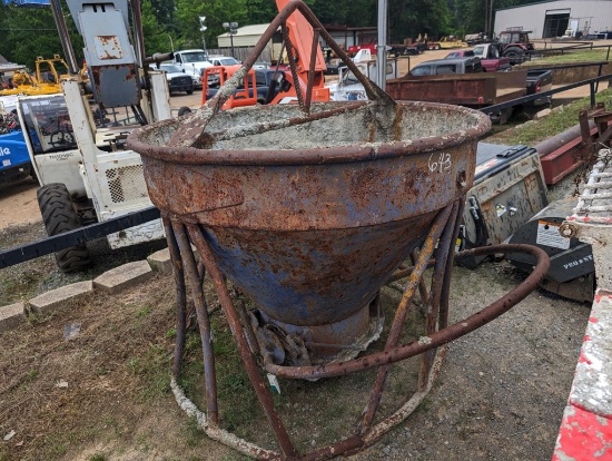 3 YARD CEMENT BUCKET