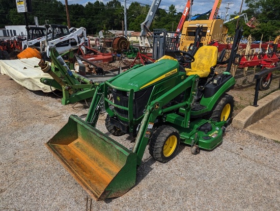 JOHN DEERE 1025R TRACTOR