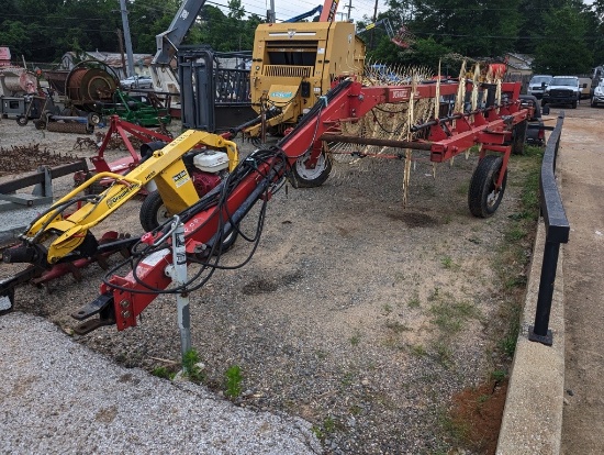 DURABILT DURA RAKE 12 WHEEL HAY RAKE