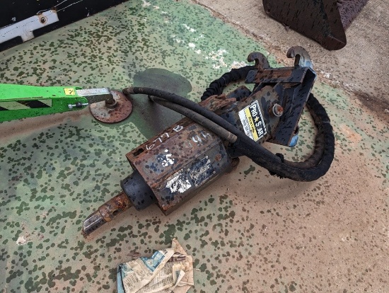BOBCAT HYDRAULIC JACK HAMMER