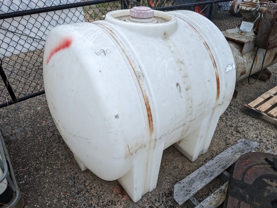 320 GALLON WATER TANK