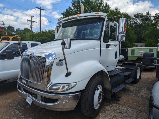2009 INTERNATIONAL NAVISTAR 8600 TRUCK