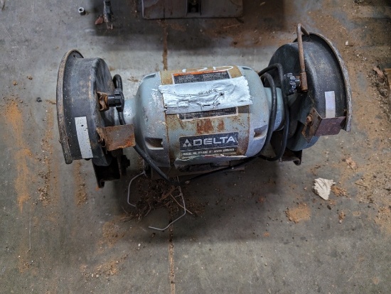 DELTA BENCH GRINDER