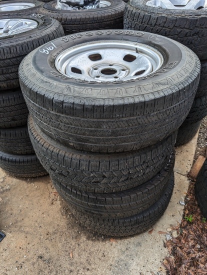 (4) LT 265/70R17 TIRES ON 5 HOLE RIMS