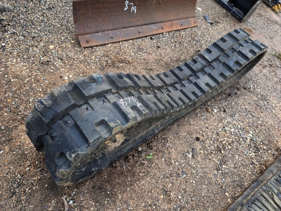LIKE NEW RUBBER TRACK