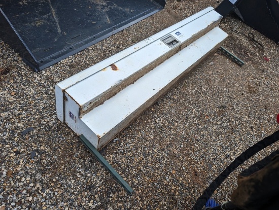 TOOL BOX