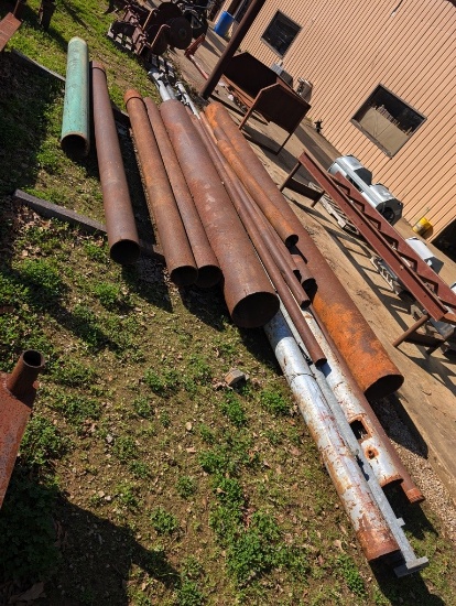 PILE OF PIPE HEAVY DUTY