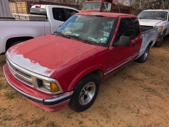 1994 CHEVY S-10 PICKUP TRUCK, AUTO