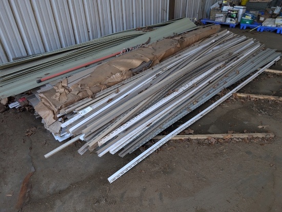PILE OF SIDING & TRIM