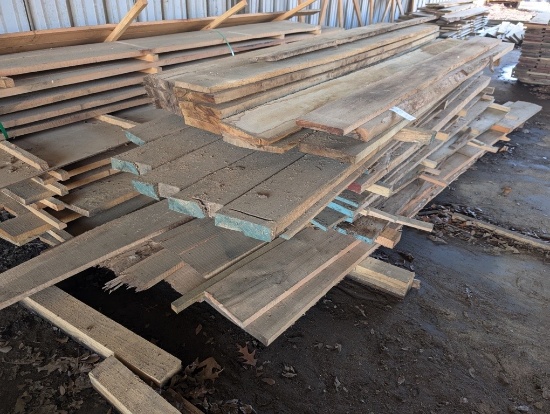 STACK OF OAK BOARDS