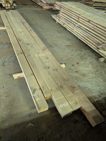 5 WOODEN POSTS 14 FT LONG