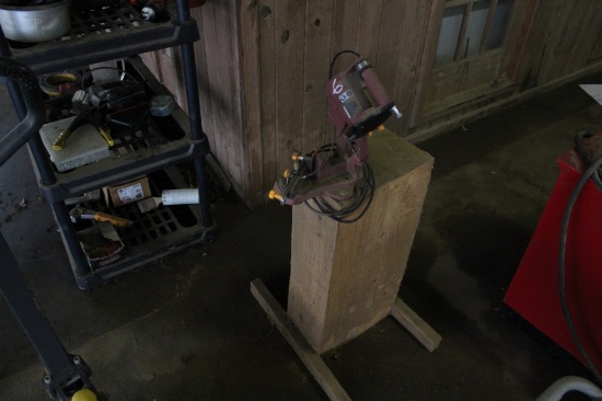 CHICAGO ELECTRIC CHAIN SAW SHARPENER
