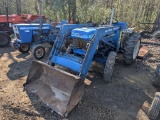 FORD 1710 TRACTOR W/770A LOADER BUCKET