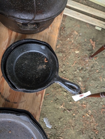 2 SMALL SKILLETS