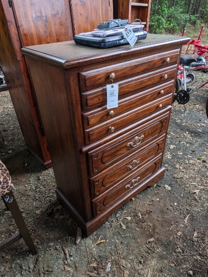CHEST OF DRAWERS