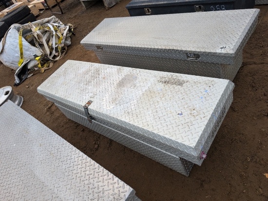 ALUMINUM TRUCK TOOL BOX