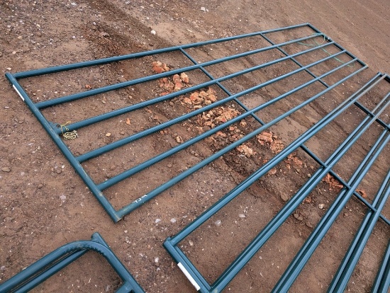 1 NEW PRIEFERT 16FT GATE, GREEN