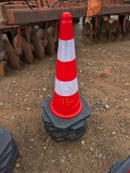 10 NEW TRAFFIC CONES