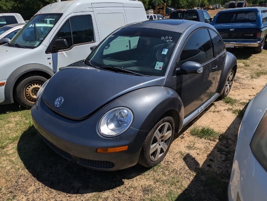 2006 VOLKSWAGON BEETLE, AUTO