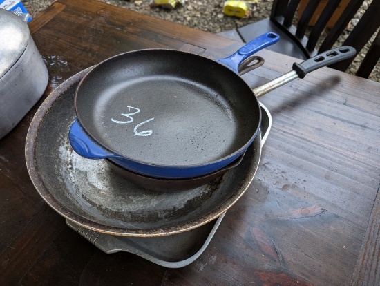 (4) SKILLETS