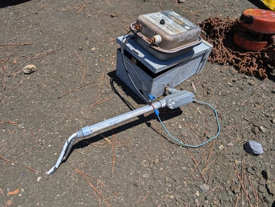 ELECTRIC BOX & FENCE CHARGER