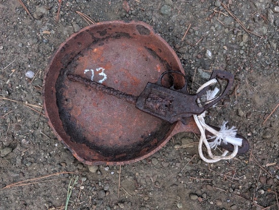 ANTIQUE GUN & POT