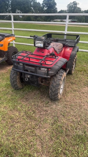 HONDA FOREMAN FOUR WHEELER, 4X4, W/RACK