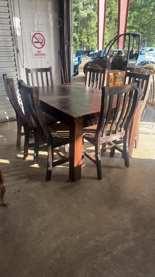 DINING TABLE W/ 6 CHAIRS