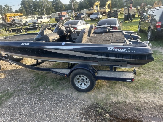 2009 TRITON 18X3 PRO BOAT ON TRITON TRAILER