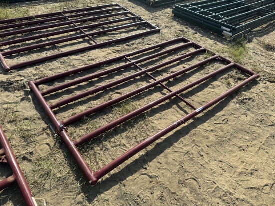 PRIEFERT HEAVY DUTY 8FT GATE, RED