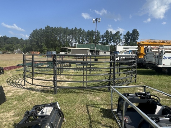 NEW PRIEFERT HORSE ROUND PEN