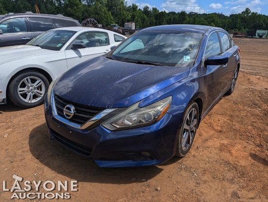 2016 Nissan Altima Sr, 4dr, Automatic