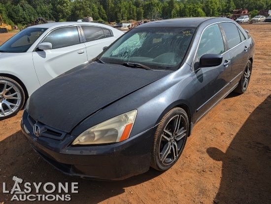 2005 HONDA ACCORD, LEATHER SEATS, 4 DOOR, 297K