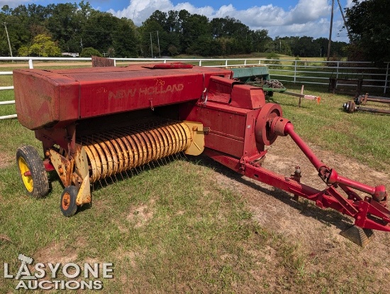 NEW HOLLAND 278 SQUARE BALER