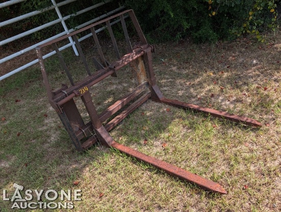 FRONT END LOADER FORKS FOR TRACTOR