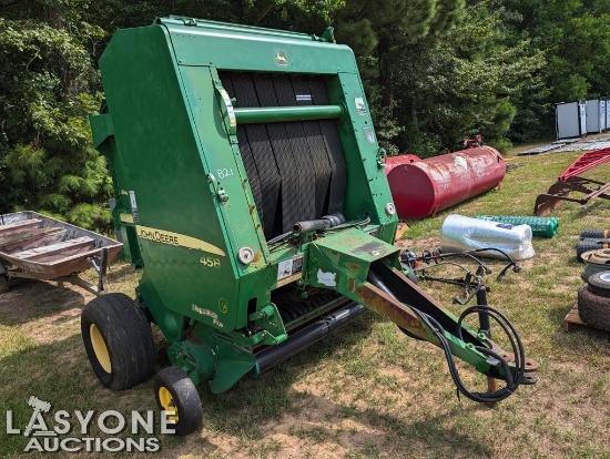JOHN DEERE 458 ROUND BALER