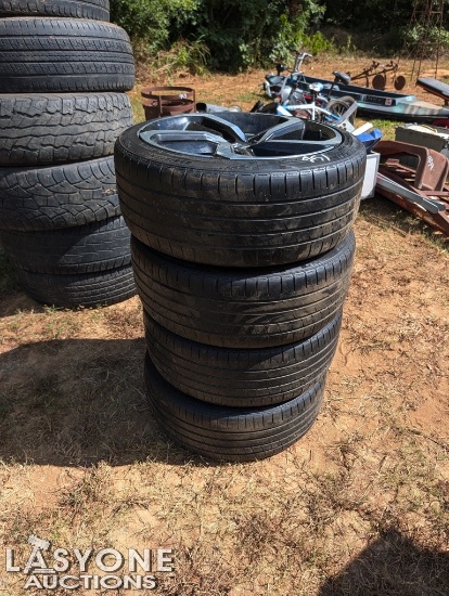 (4) Honda Car Wheels, 235/40zr19