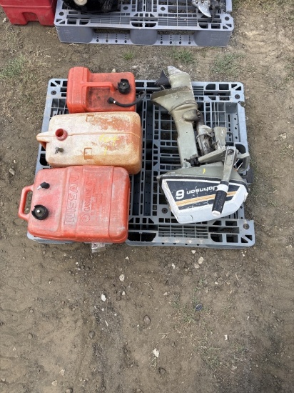 Johnson 6hp Boat Motor W/3 Gas Tanks