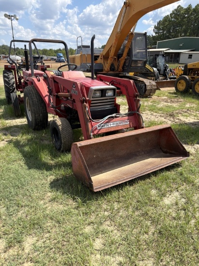 Massey Ferguson 1140 Tractor