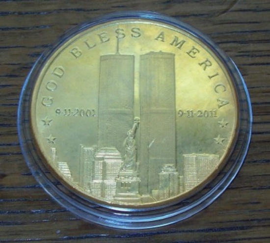 Twin Towers Eagle 1 troy Oz. .999 Fine Silver 24K Gold Gilded 9/11/2001