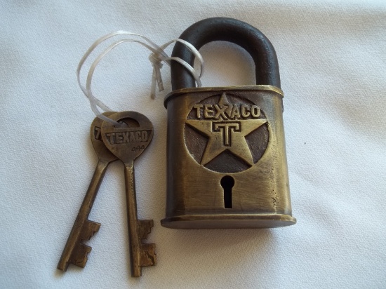 Brass Texaco Gasoline Lock & Keys Padlock with 2 Keys Marked Texaco & Numbered