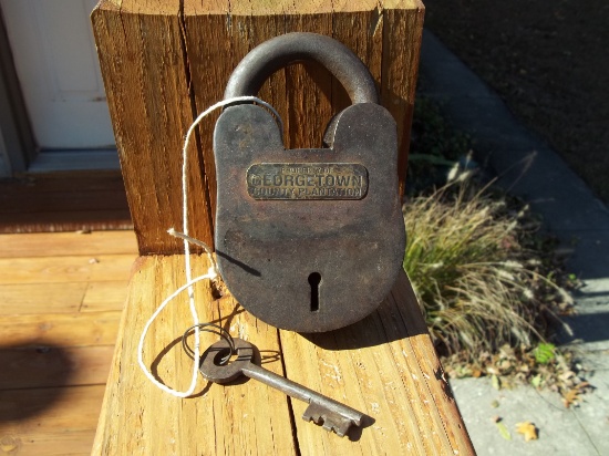 Large Heavy Property Of Georgetown County Plantation Lock & Key Padlock With Working Key